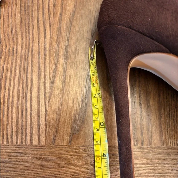 Chic Over-the-Knee Brown Boots - Picture 3 of 7